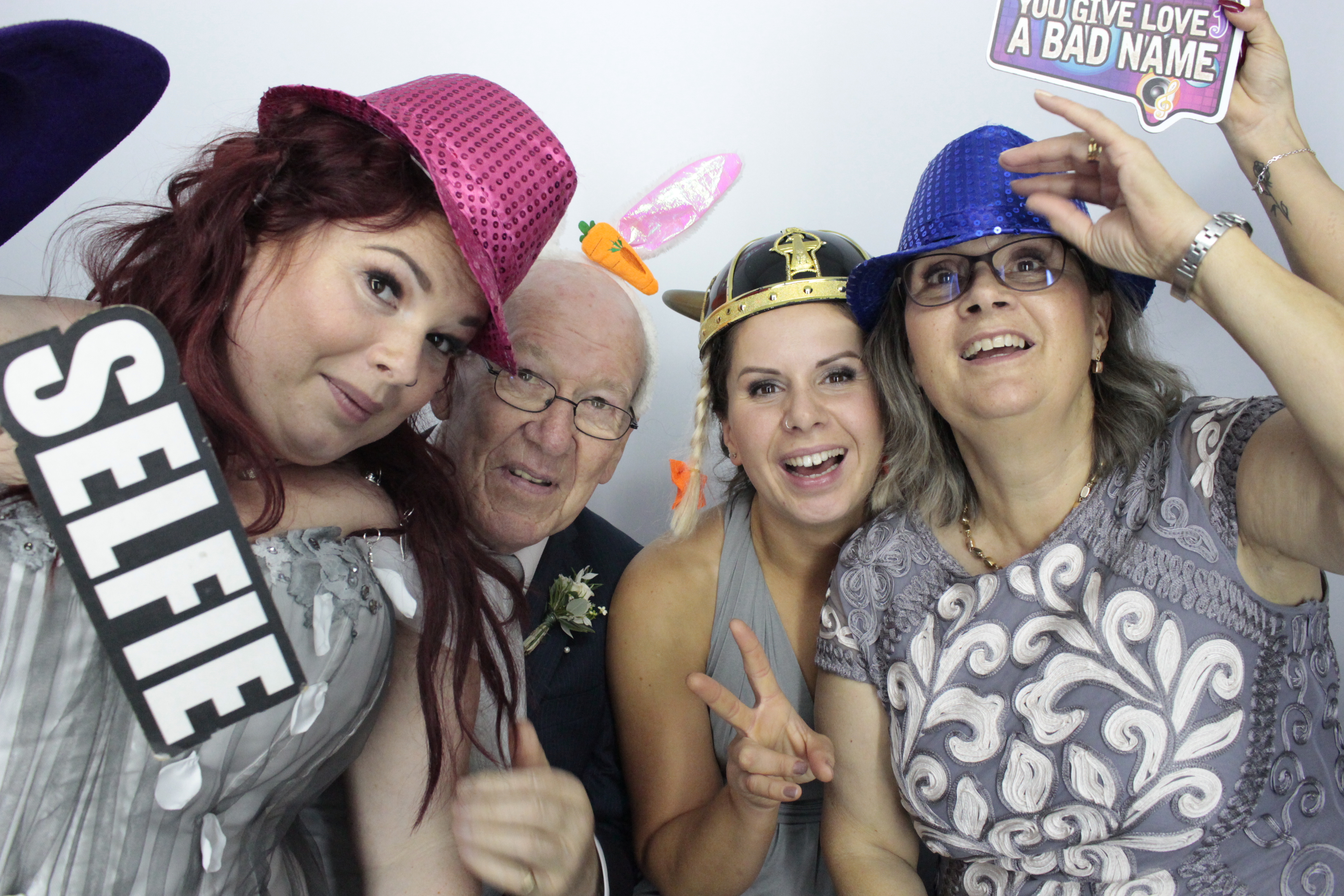 Chelsea & Matthew's Wedding | View more photos from the event at gallery.myphotoboothexperience.co.uk/u/MyPhotoBoothExperienceLtd/Chelsea-Matthews-Wedding